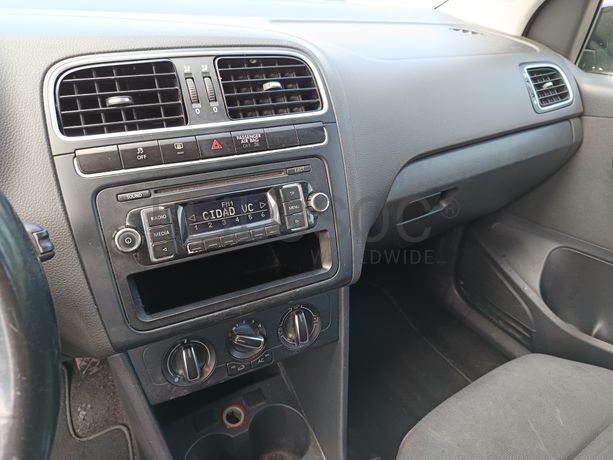 Volkswagen Polo · Ano 2013