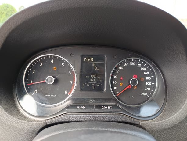 Volkswagen Polo · Ano 2013