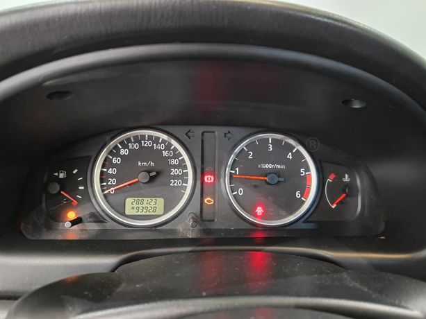 Nissan Almera 1.5 DCI · Ano 2005