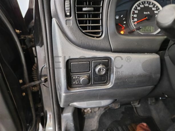 Nissan Almera 1.5 DCI · Ano 2005