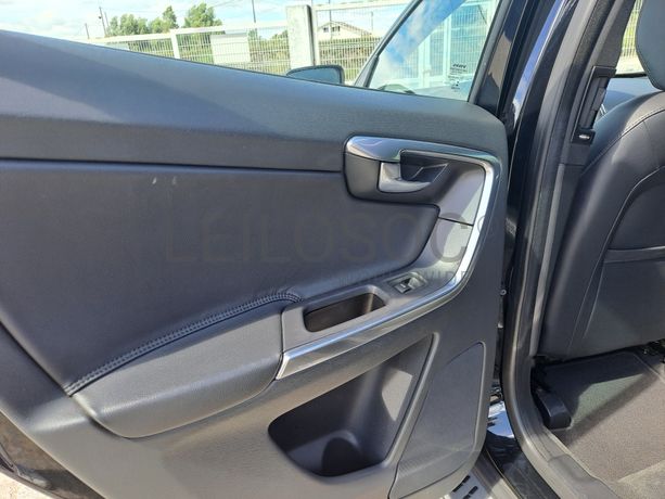 Volvo XC60 · Ano 2015