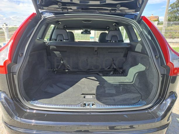 Volvo XC60 · Ano 2015