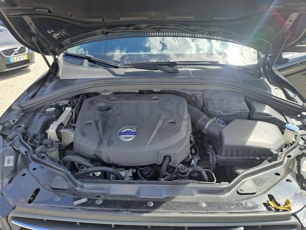 Volvo XC60 · Ano 2015