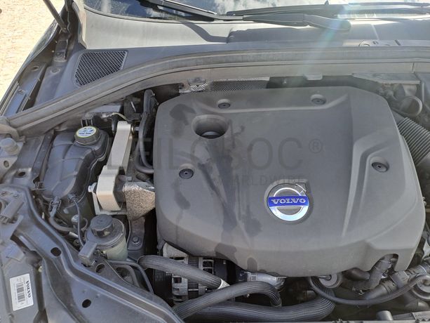 Volvo XC60 · Ano 2015