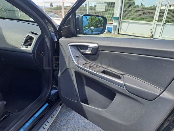 Volvo XC60 · Ano 2015