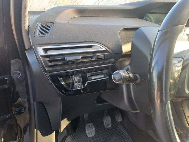 Citroën C4 Picasso · Ano 2013