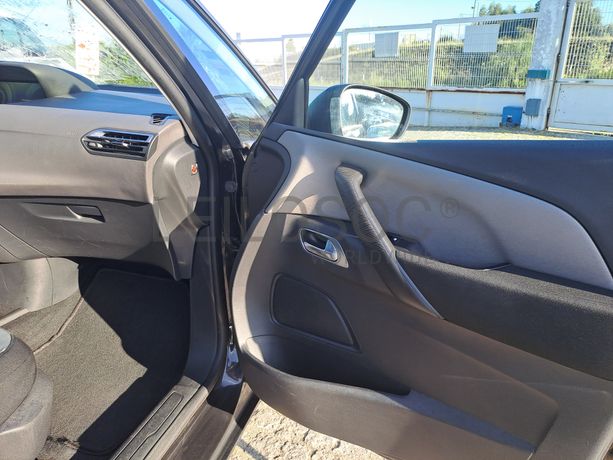 Citroën C4 Picasso · Ano 2013