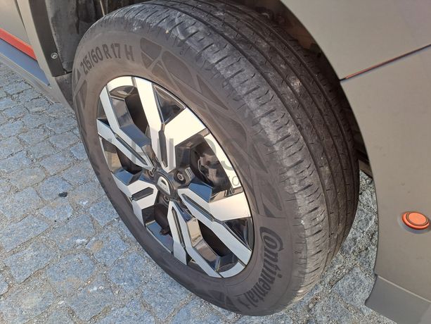 Dacia Duster · Ano 2021