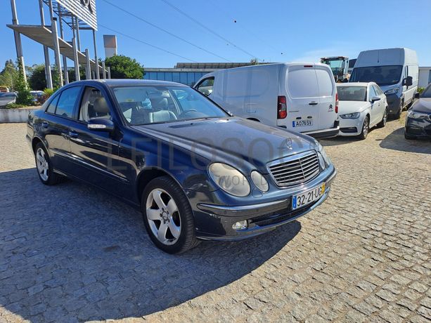 Mercedes-Benz E270 CDI · Ano 2002