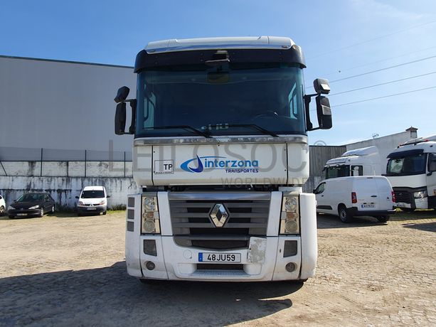 Renault Magnum 4x2 · Ano 2010