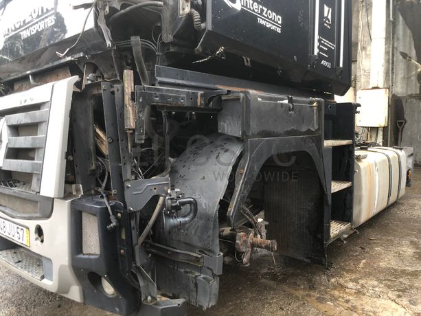 Renault Magnum 4x2 · Ano 2010