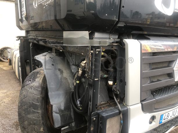 Renault Magnum 4x2 · Ano 2010