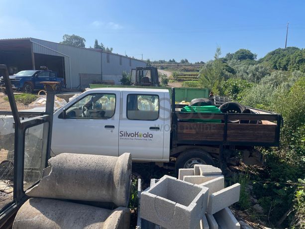 Nissan Pick up 2.5 DI · Ano 2005