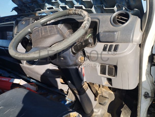 Viatura marca Mitsubishi Canter