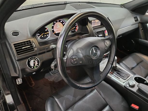 Mercedes-Benz C300 · Ano 2008