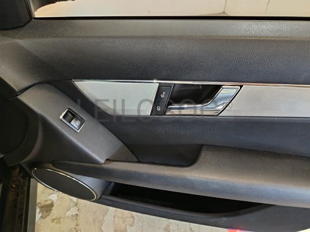 Mercedes-Benz C300 · Ano 2008