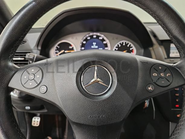 Mercedes-Benz C300 · Ano 2008