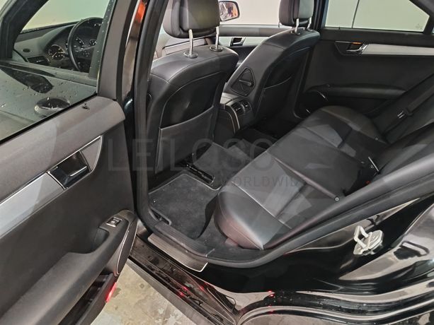 Mercedes-Benz C300 · Ano 2008