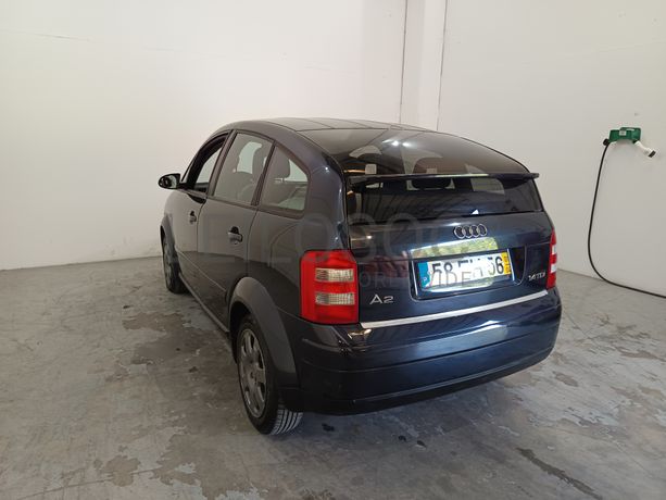 Audi A2 · Ano 2001