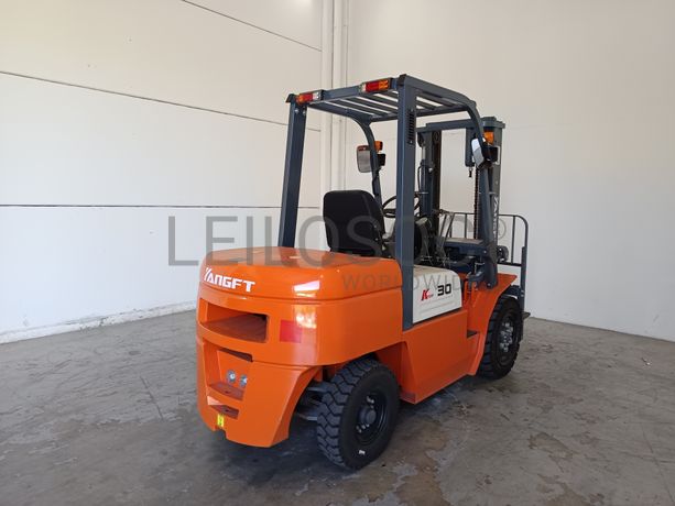 Empilhador Yangft · Ano 2023