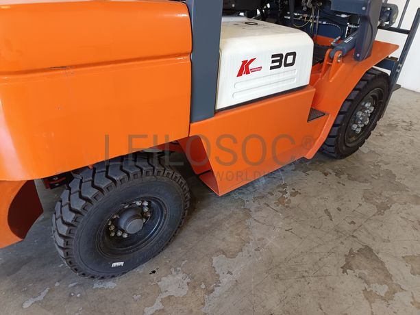 Empilhador Yangft · Ano 2023