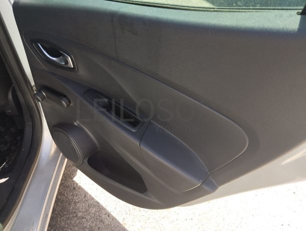 Renault Clio · Ano 2016