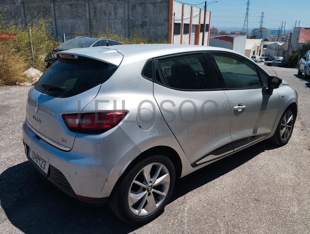 Renault Clio · Ano 2016