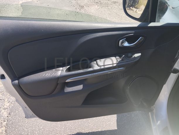 Renault Clio · Ano 2016