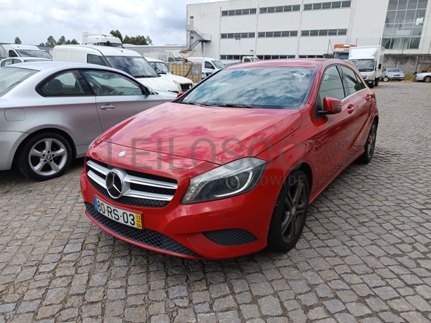 Mercedes-Benz A180 1.5 CDI · Ano 2013