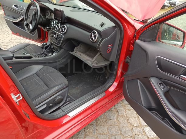 Mercedes-Benz A180 1.5 CDI · Ano 2013