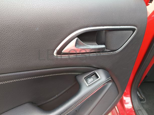 Mercedes-Benz A180 1.5 CDI · Ano 2013