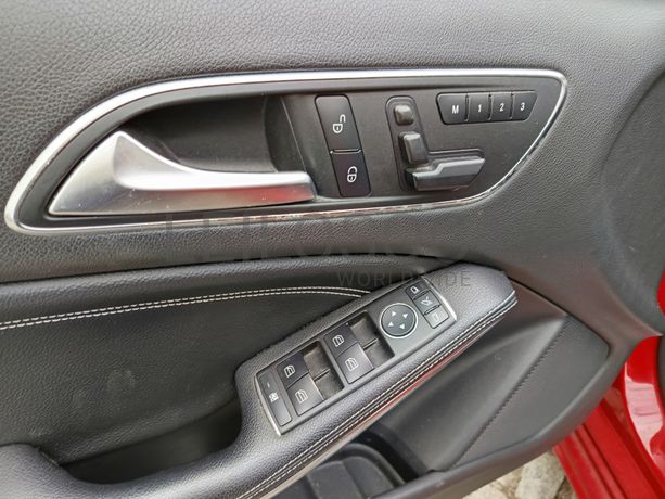 Mercedes-Benz A180 1.5 CDI · Ano 2013