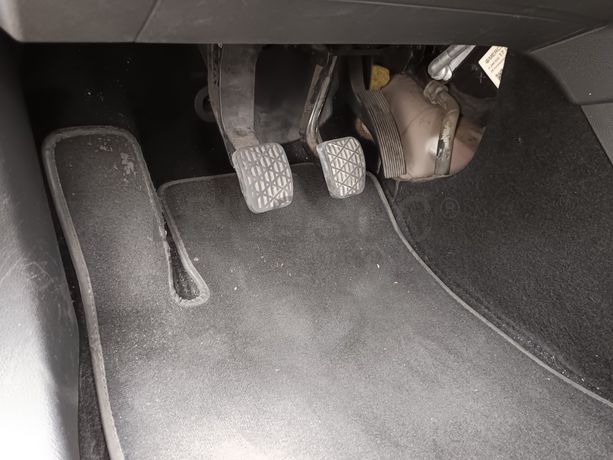 Mercedes-Benz A180 1.5 CDI · Ano 2013