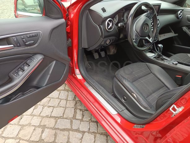 Mercedes-Benz A180 1.5 CDI · Ano 2013