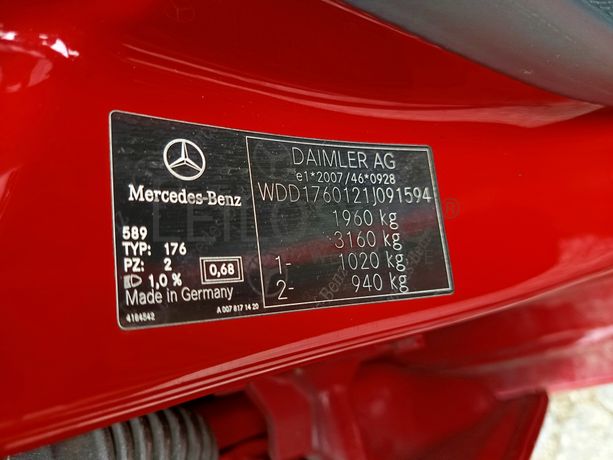 Mercedes-Benz A180 1.5 CDI · Ano 2013