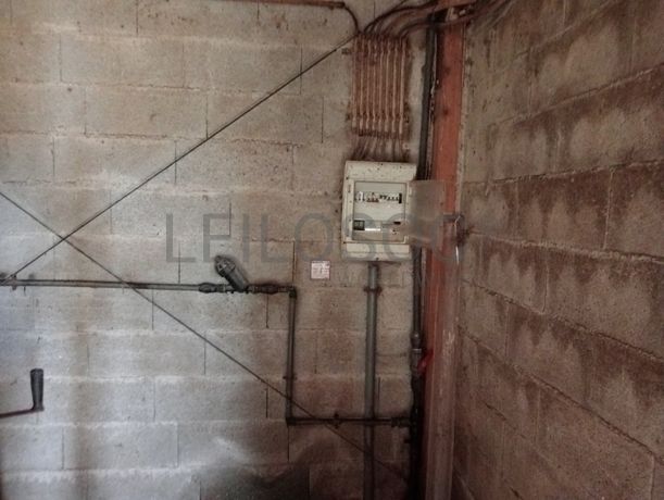 Proporção de 17/20 de Pavilhões para Produção Animal · Terrenos · Vila Pouca de Aguiar