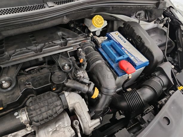 Peugeot 208 · Ano 2016