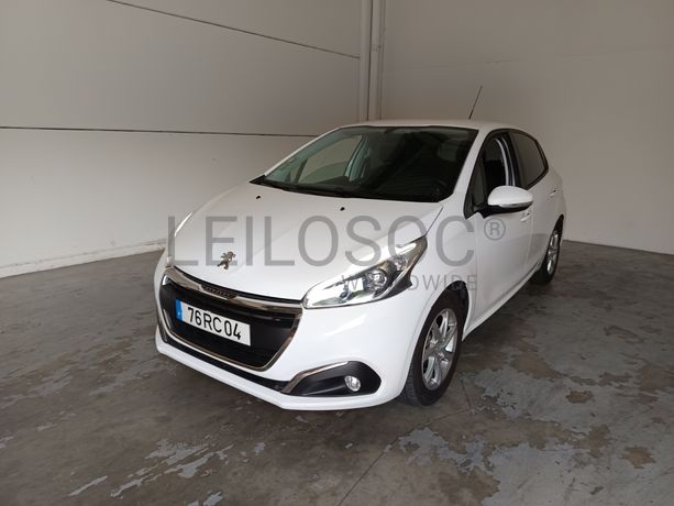 Peugeot 208 · Ano 2016