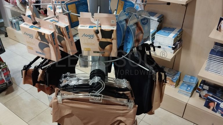 Lingerie · Roupa Interior · Mobiliário