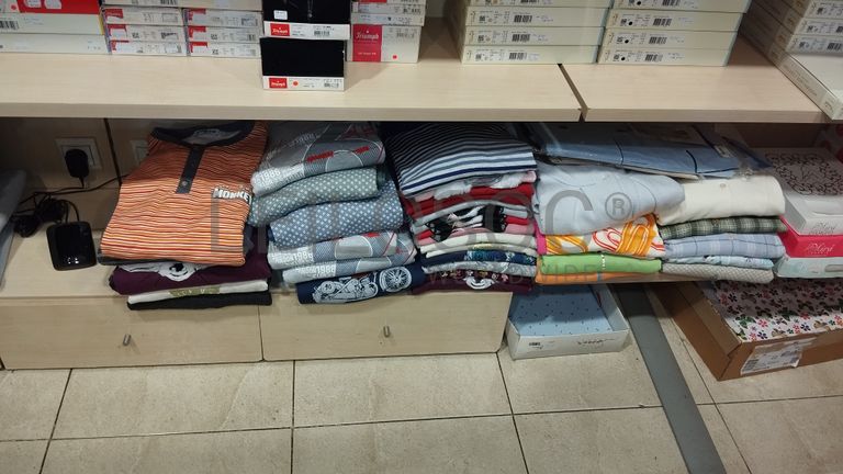 Lingerie · Roupa Interior · Mobiliário