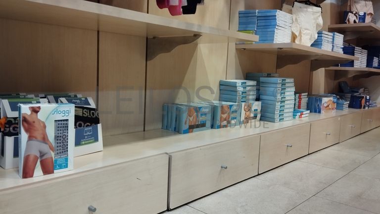 Lingerie · Roupa Interior · Mobiliário