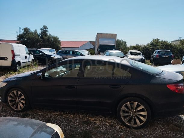 Volkswagen Passat · Ano 2011