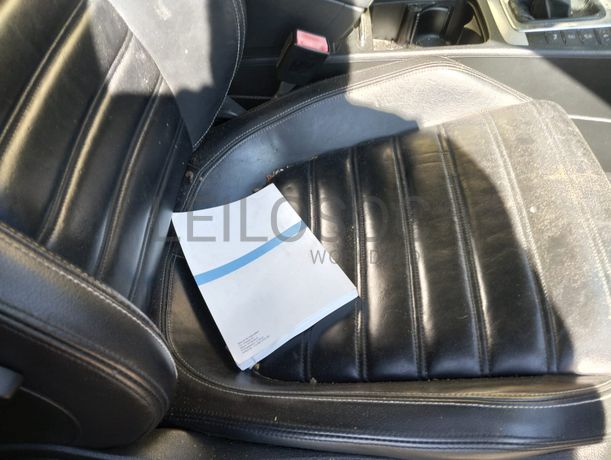 Volkswagen Passat · Ano 2011