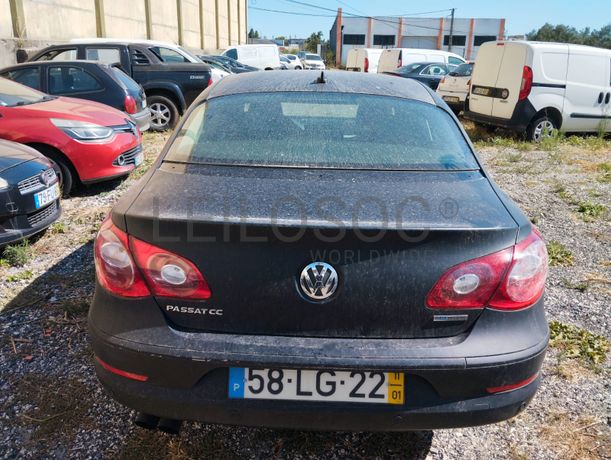 Volkswagen Passat · Ano 2011