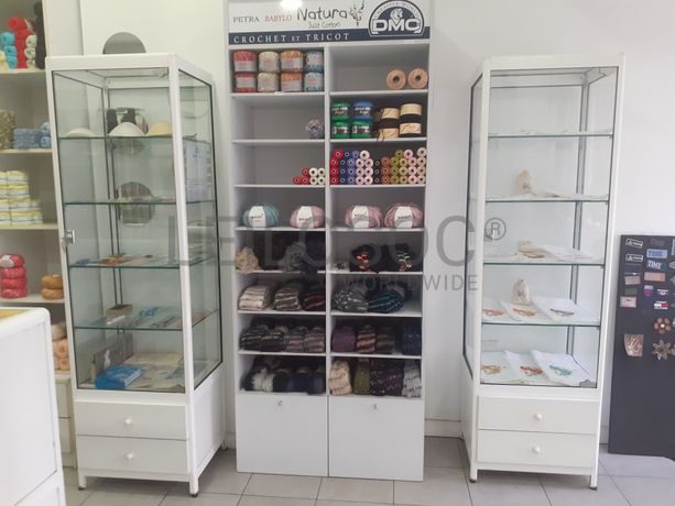 Material de Costura · Artigos de Retrosaria · Mobiliário de Escritório · Expositores