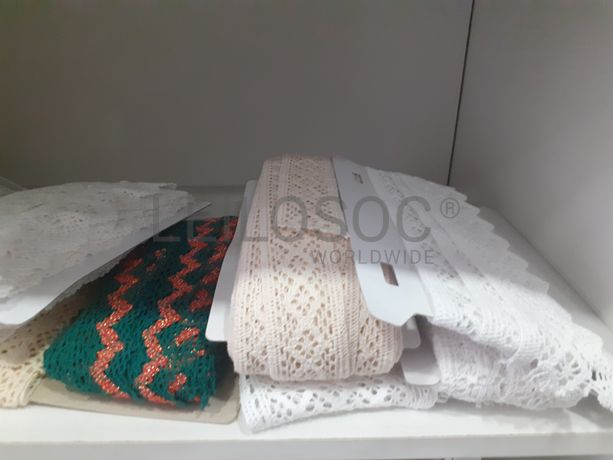 Material de Costura · Artigos de Retrosaria · Mobiliário de Escritório · Expositores