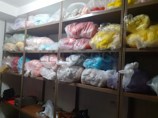 Material de Costura · Artigos de Retrosaria · Mobiliário de Escritório · Expositores