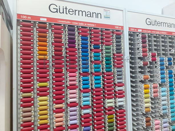 Material de Costura · Artigos de Retrosaria · Mobiliário de Escritório · Expositores