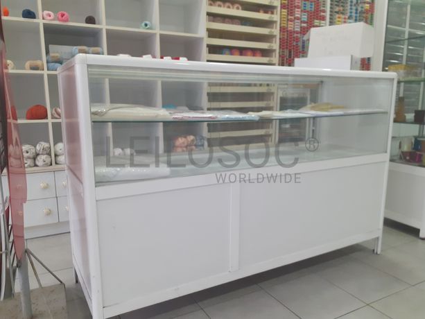 Material de Costura · Artigos de Retrosaria · Mobiliário de Escritório · Expositores