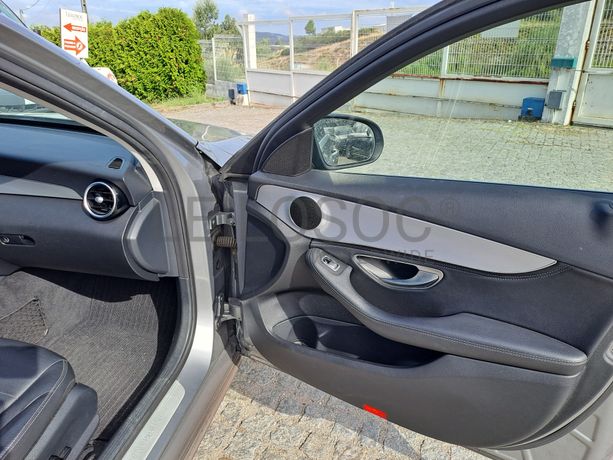 Mercedes-Benz C200 D · Ano 2014